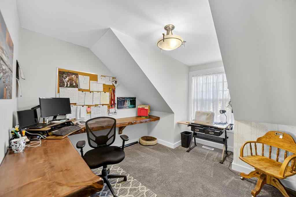 MLS&reg; # A2265994 - 1919 14 Street  in NONE Didsbury, Residential Open Houses