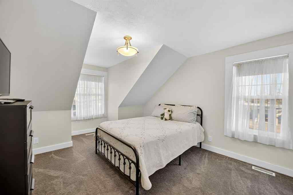 MLS&reg; # A2265994 - 1919 14 Street  in NONE Didsbury, Residential Open Houses