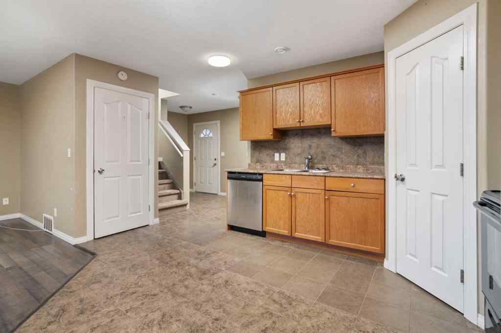 MLS® A2265995 - Unit #5 6802 50 Avenue  in Cascades Camrose, Residential