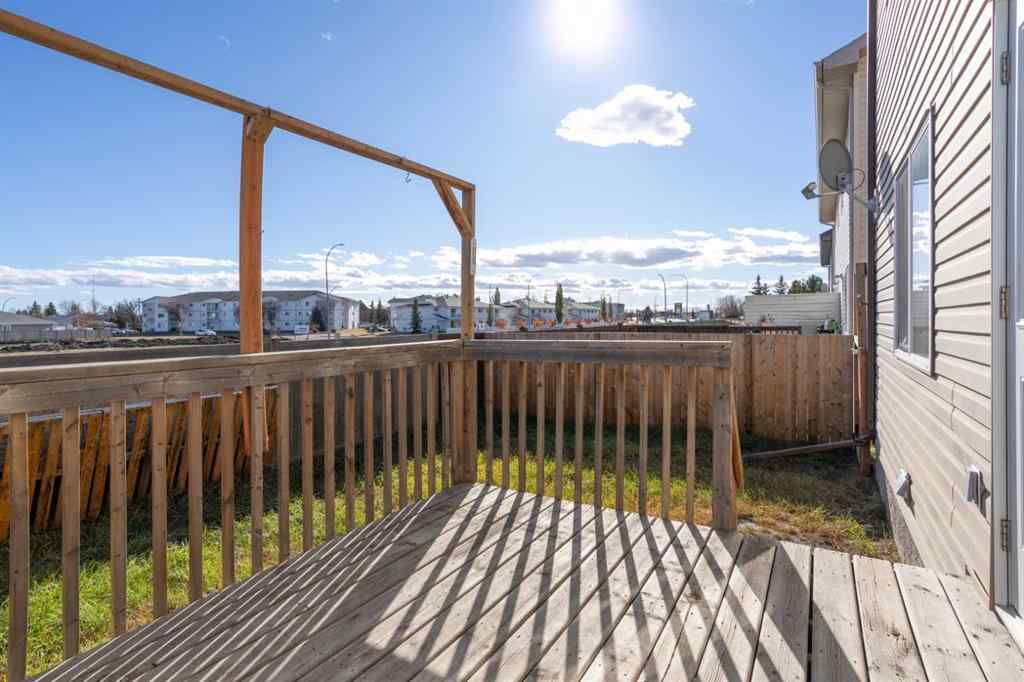 MLS® A2265995 - Unit #5 6802 50 Avenue  in Cascades Camrose, Residential