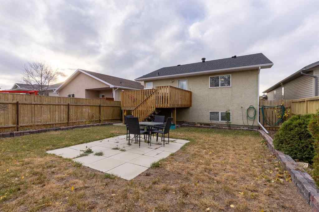 MLS® A2265996 - 588 Heritage Boulevard W in Heritage Heights Lethbridge, Residential