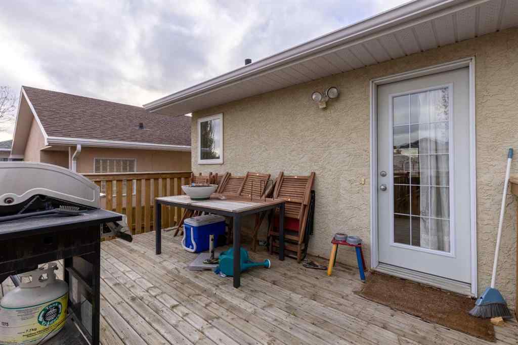MLS® A2265996 - 588 Heritage Boulevard W in Heritage Heights Lethbridge, Residential