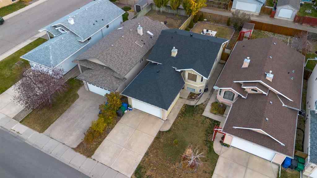 MLS® A2265996 - 588 Heritage Boulevard W in Heritage Heights Lethbridge, Residential