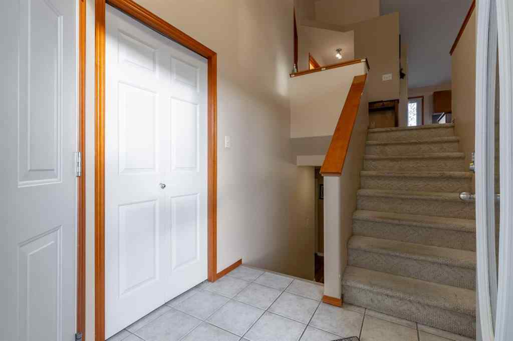 MLS® A2265996 - 588 Heritage Boulevard W in Heritage Heights Lethbridge, Residential