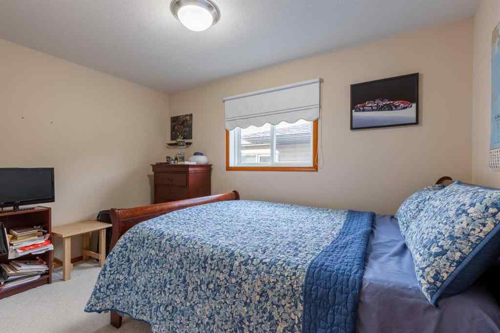 MLS® A2265996 - 588 Heritage Boulevard W in Heritage Heights Lethbridge, Residential