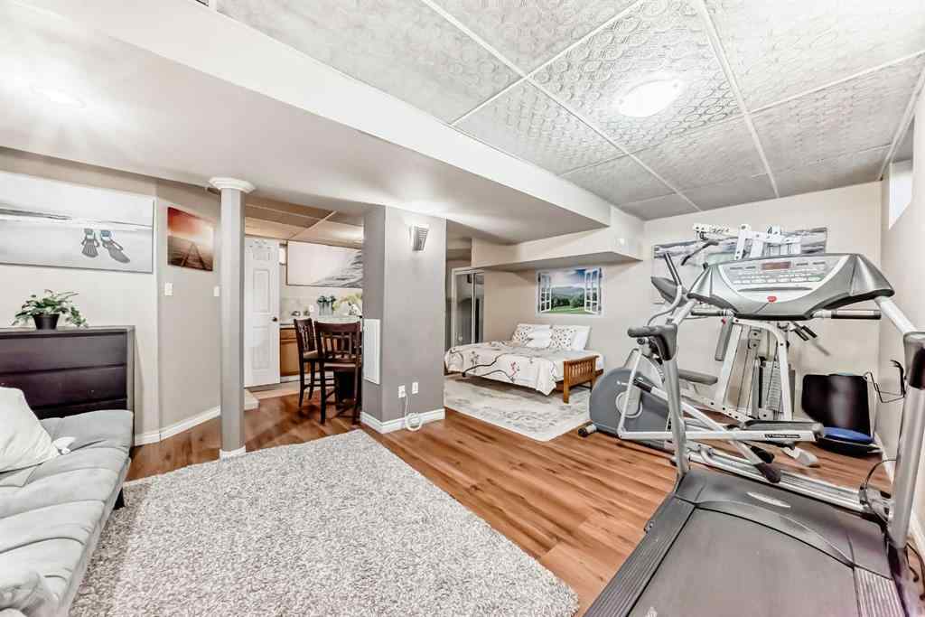 MLS® A2265999 - 4644 84 Street NW in Bowness Calgary, Residential