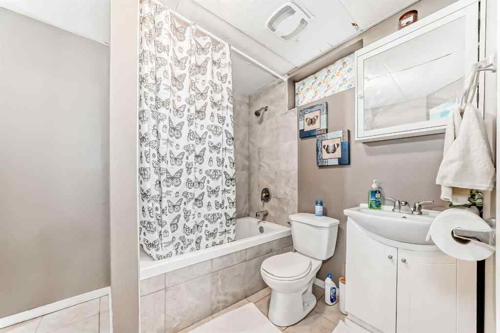 MLS® A2265999 - 4644 84 Street NW in Bowness Calgary, Residential