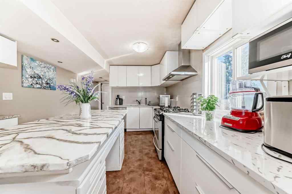 MLS® A2265999 - 4644 84 Street NW in Bowness Calgary, Residential