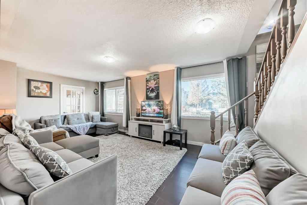 MLS® A2265999 - 4644 84 Street NW in Bowness Calgary, Residential