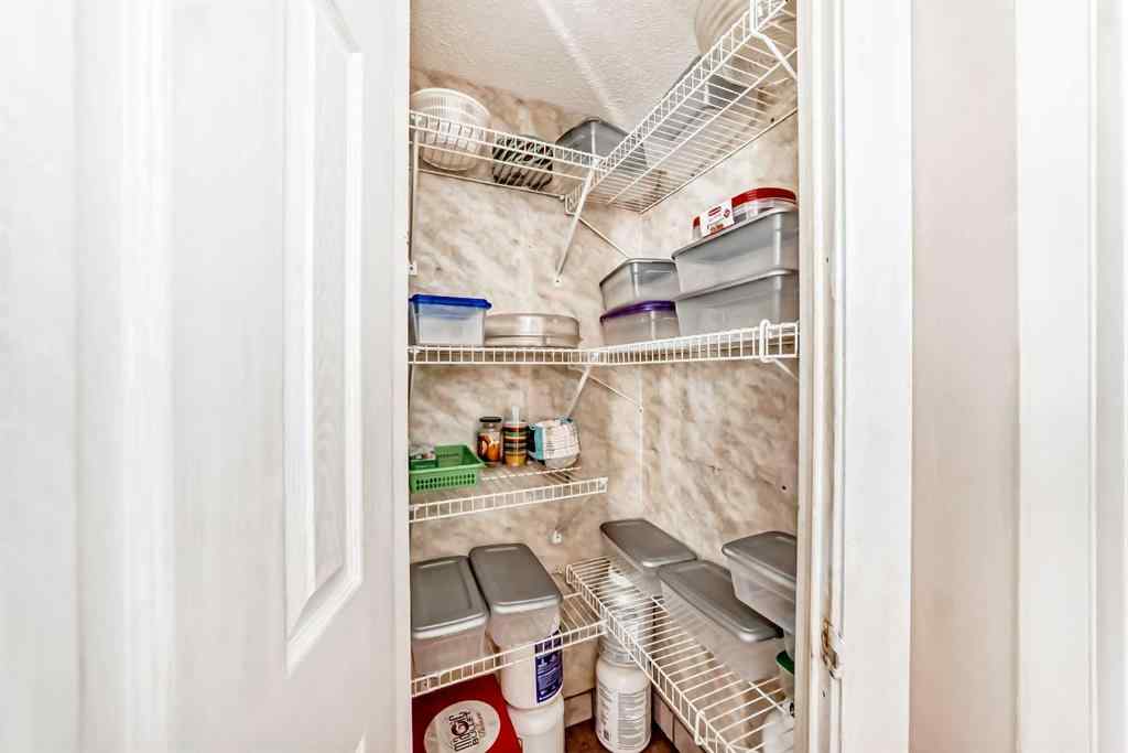 MLS® A2265999 - 4644 84 Street NW in Bowness Calgary, Residential