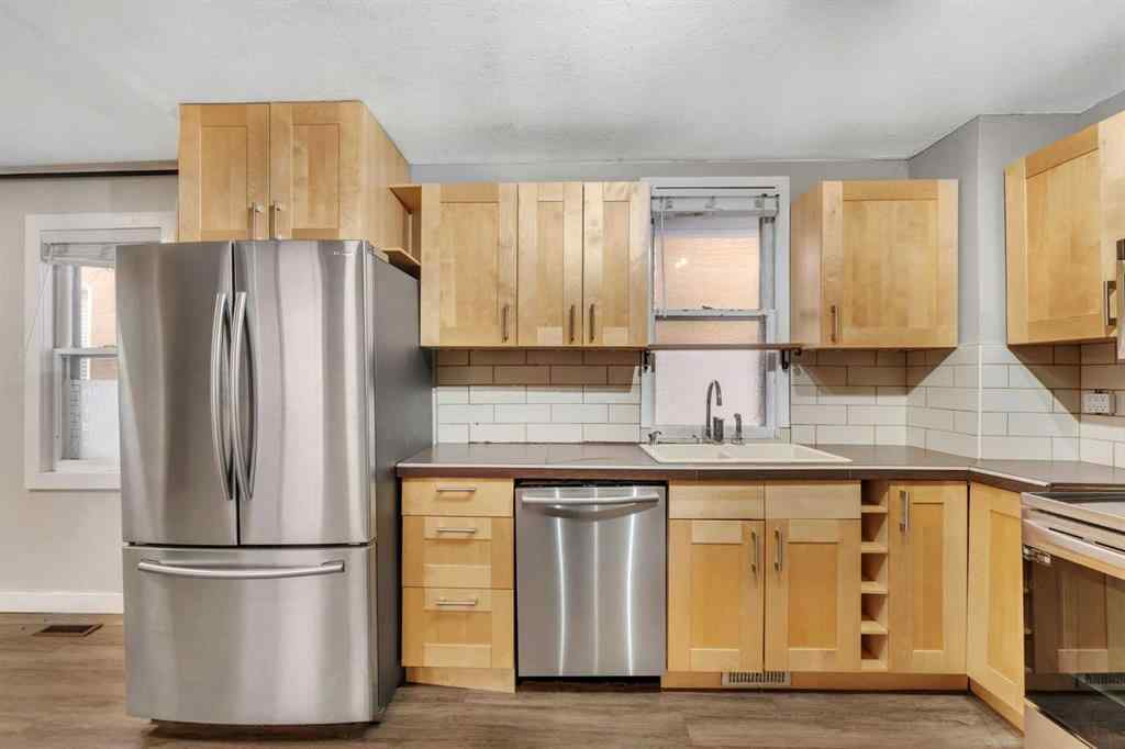 MLS® A2266000 - 314 8 Avenue NE in Crescent Heights Calgary, Residential