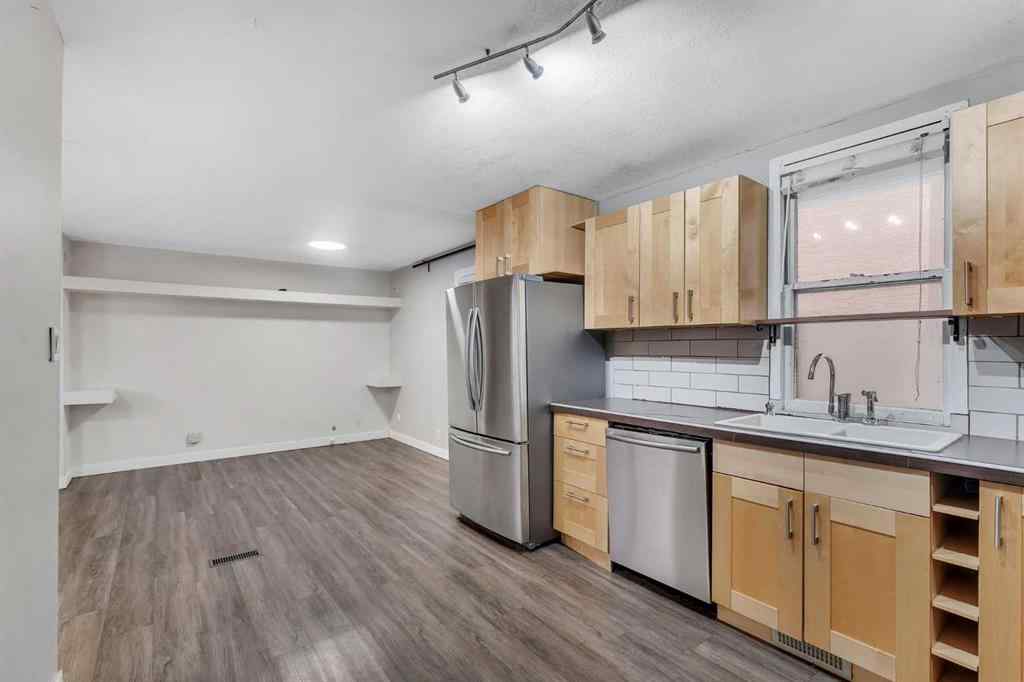 MLS® A2266000 - 314 8 Avenue NE in Crescent Heights Calgary, Residential