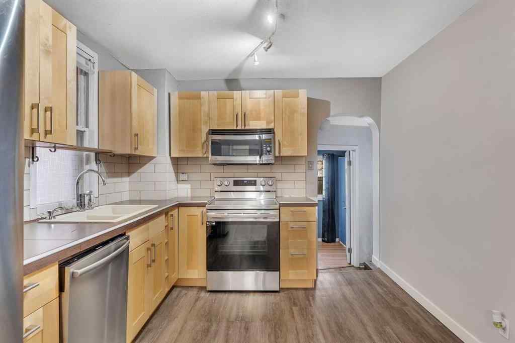 MLS® A2266000 - 314 8 Avenue NE in Crescent Heights Calgary, Residential