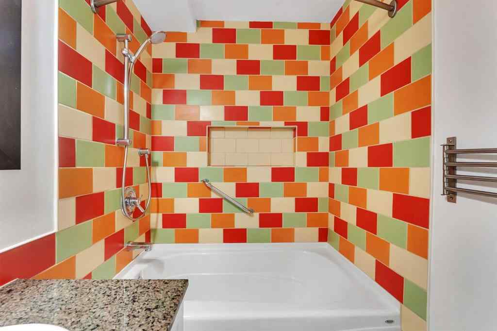 MLS® A2266000 - 314 8 Avenue NE in Crescent Heights Calgary, Residential