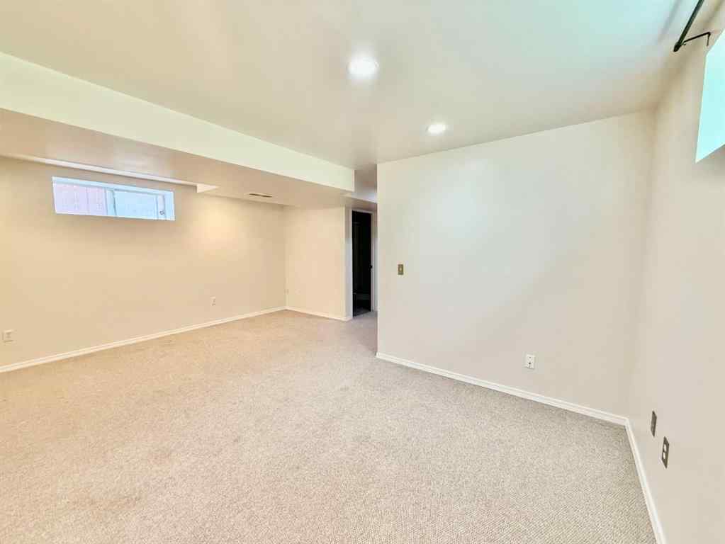 MLS® A2266005 - 911 Arbour Lake Road NW in Arbour Lake Calgary, Residential