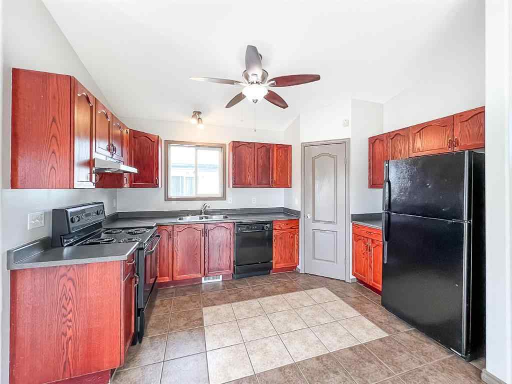 MLS® A2266009 - 9019 66 Avenue  in Countryside South Grande Prairie, Residential