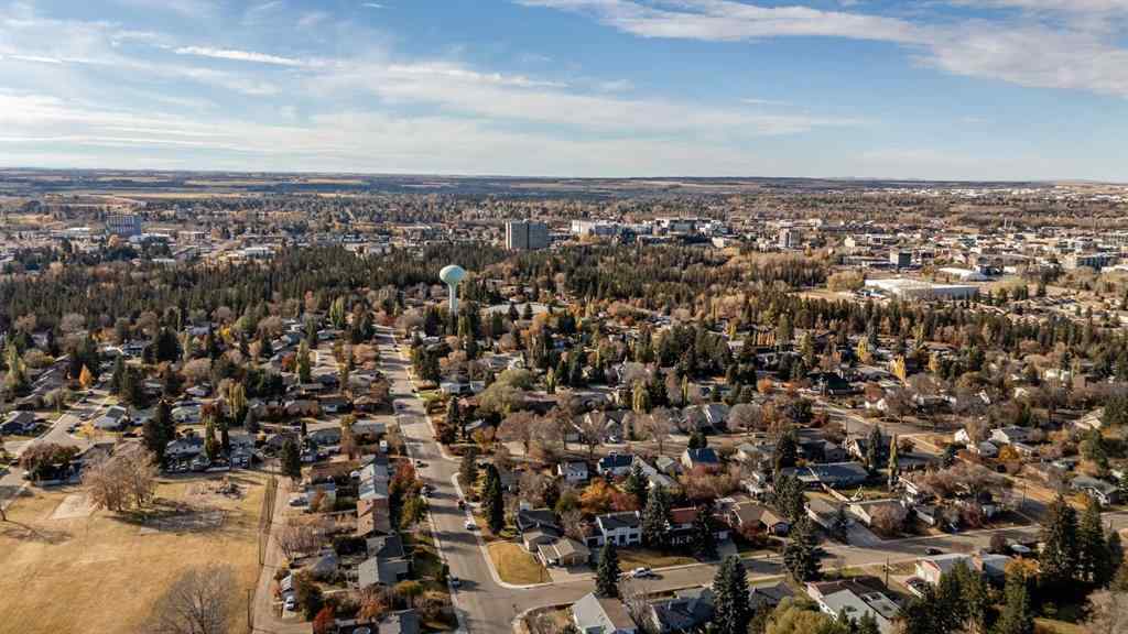 MLS® A2266012 - 3520 44A Avenue  in Mountview Red Deer, Residential