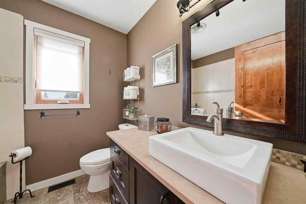 MLS® A2266012 - 3520 44A Avenue  in Mountview Red Deer, Residential