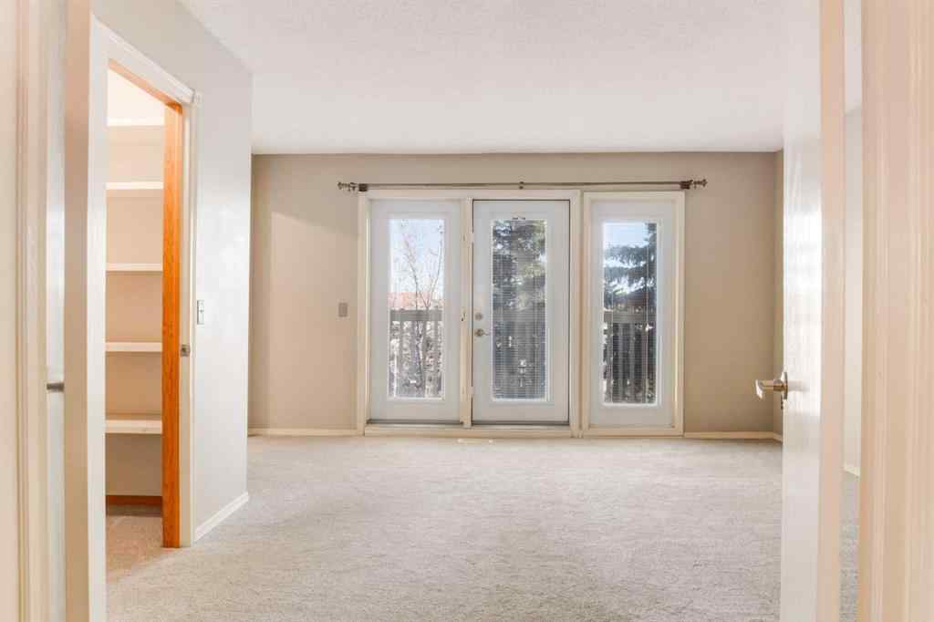 MLS® A2266014 - 118 Sienna Hills Drive SW in Signal Hill Calgary, Residential