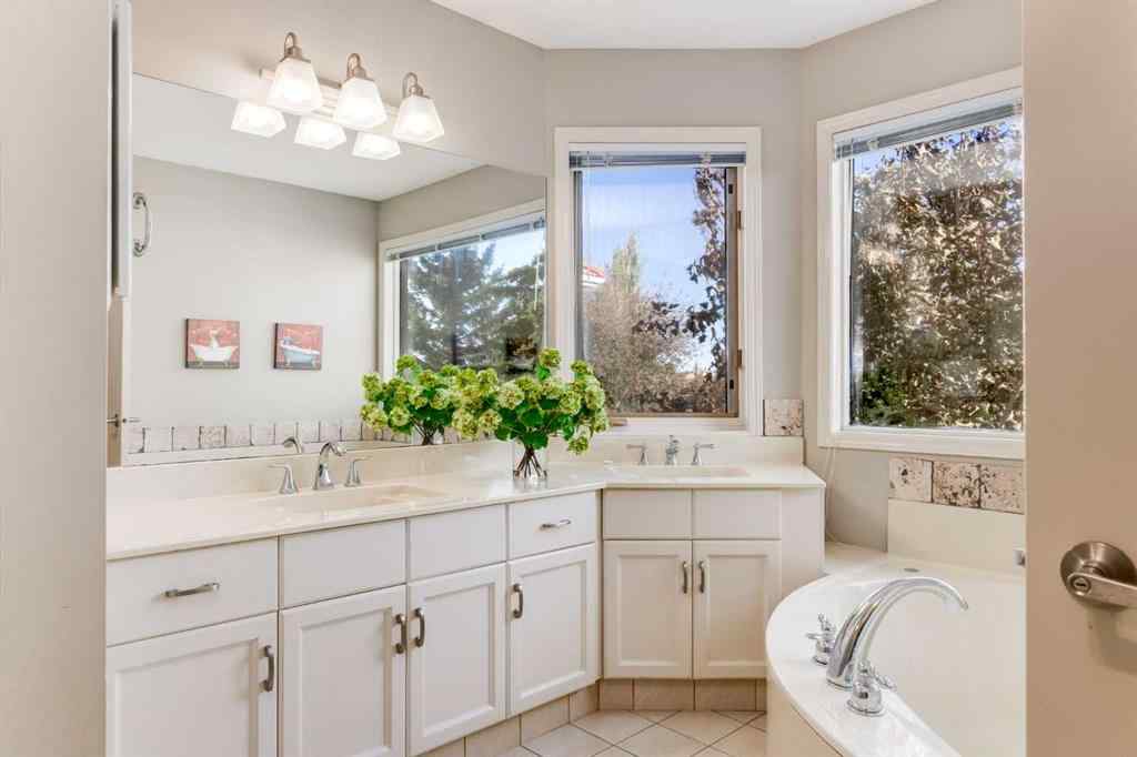 MLS® A2266014 - 118 Sienna Hills Drive SW in Signal Hill Calgary, Residential