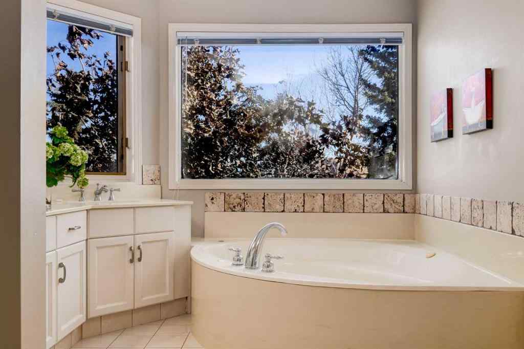 MLS® A2266014 - 118 Sienna Hills Drive SW in Signal Hill Calgary, Residential