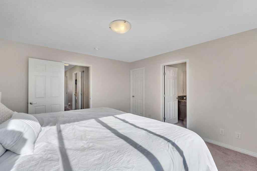 MLS® A2266017 - 209 Hillcrest Square SW in Hillcrest Airdrie, Residential