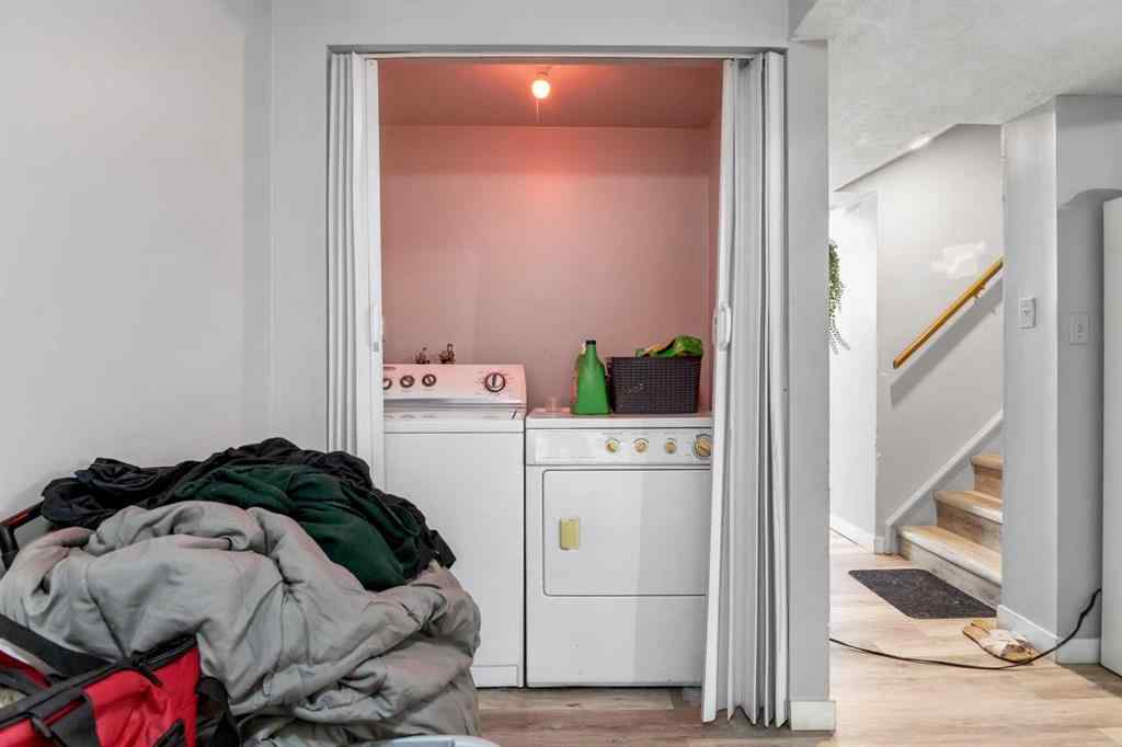 MLS® A2266021 - 7 Castleridge Way NE in Castleridge Calgary, Residential