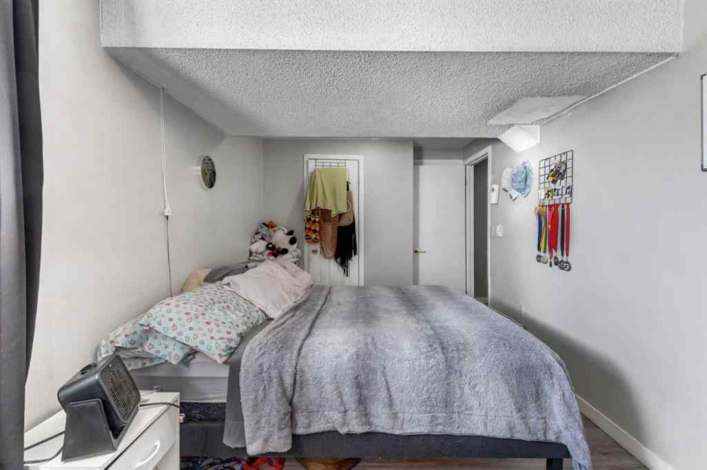 MLS® A2266021 - 7 Castleridge Way NE in Castleridge Calgary, Residential