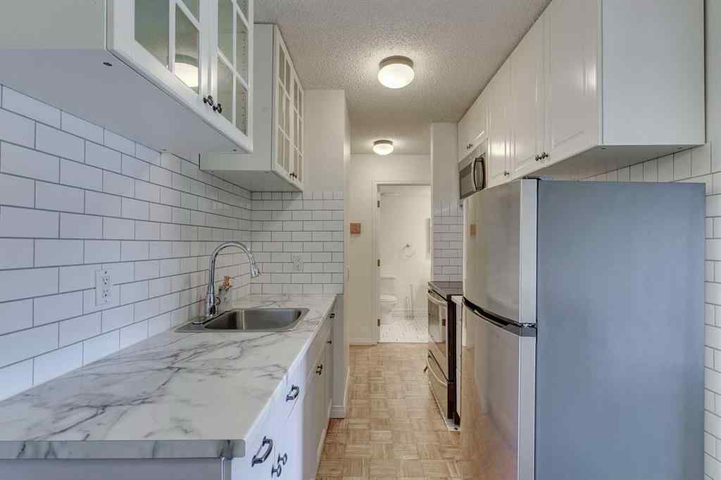 MLS® A2266023 - Unit #304 2140 17A Street SW in Bankview Calgary, Residential