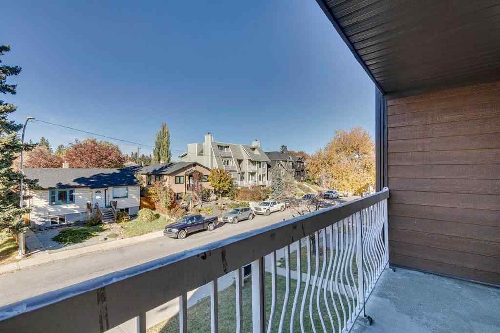MLS® A2266023 - Unit #304 2140 17A Street SW in Bankview Calgary, Residential
