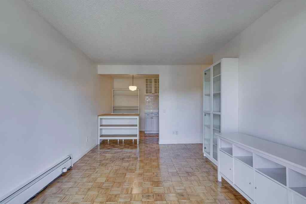 MLS® A2266023 - Unit #304 2140 17A Street SW in Bankview Calgary, Residential