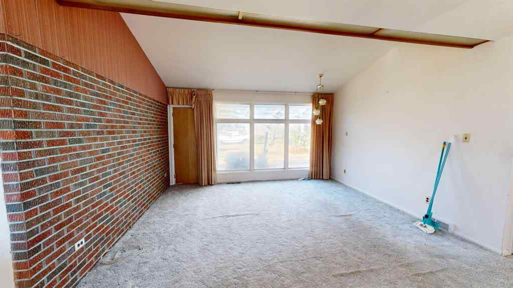 MLS® A2266025 - 34N 100E Street  in NONE Raymond, Residential