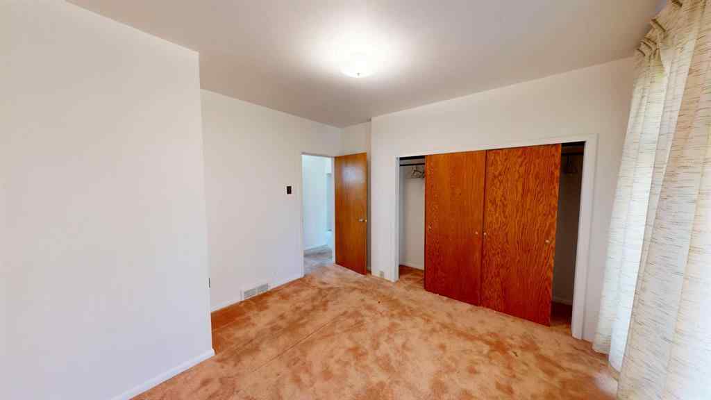 MLS® A2266025 - 34N 100E Street  in NONE Raymond, Residential