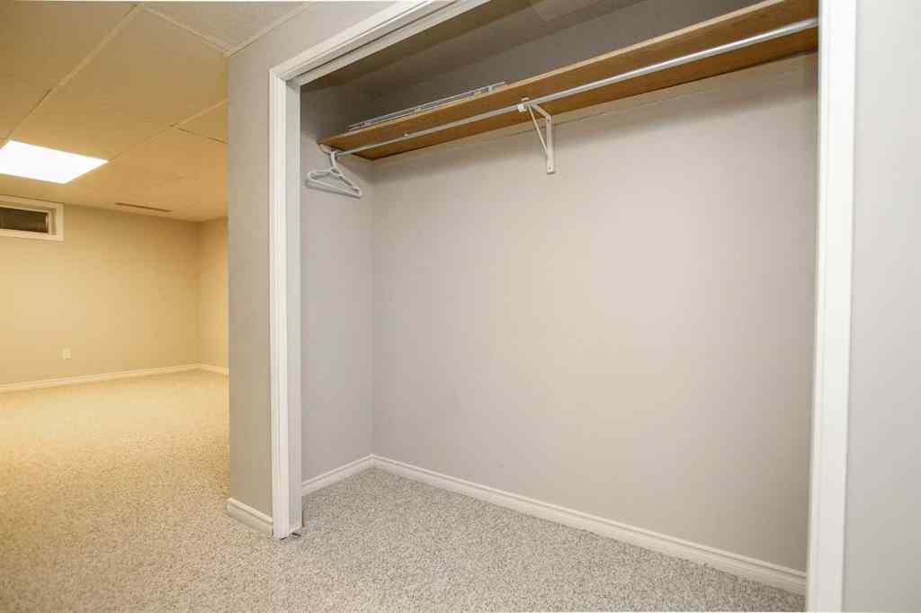 MLS® A2266026 - 69 Erickson Drive  in Eastview Estates Red Deer, Residential