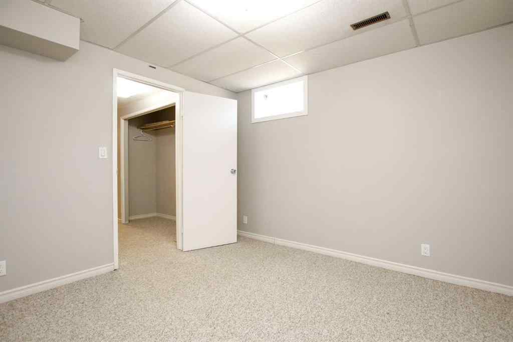 MLS® A2266026 - 69 Erickson Drive  in Eastview Estates Red Deer, Residential