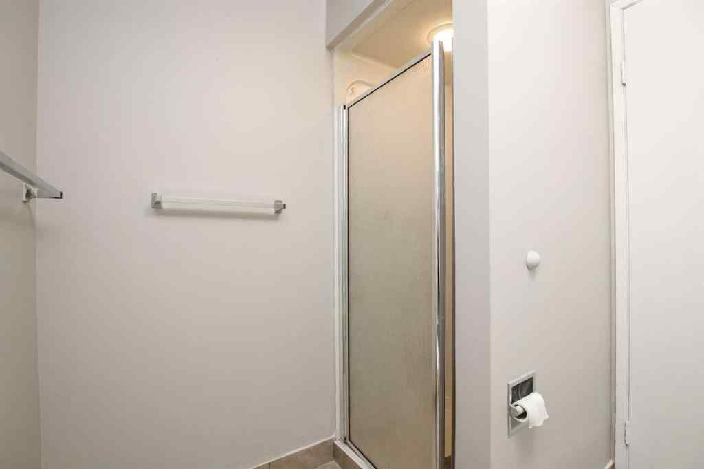 MLS® A2266026 - 69 Erickson Drive  in Eastview Estates Red Deer, Residential