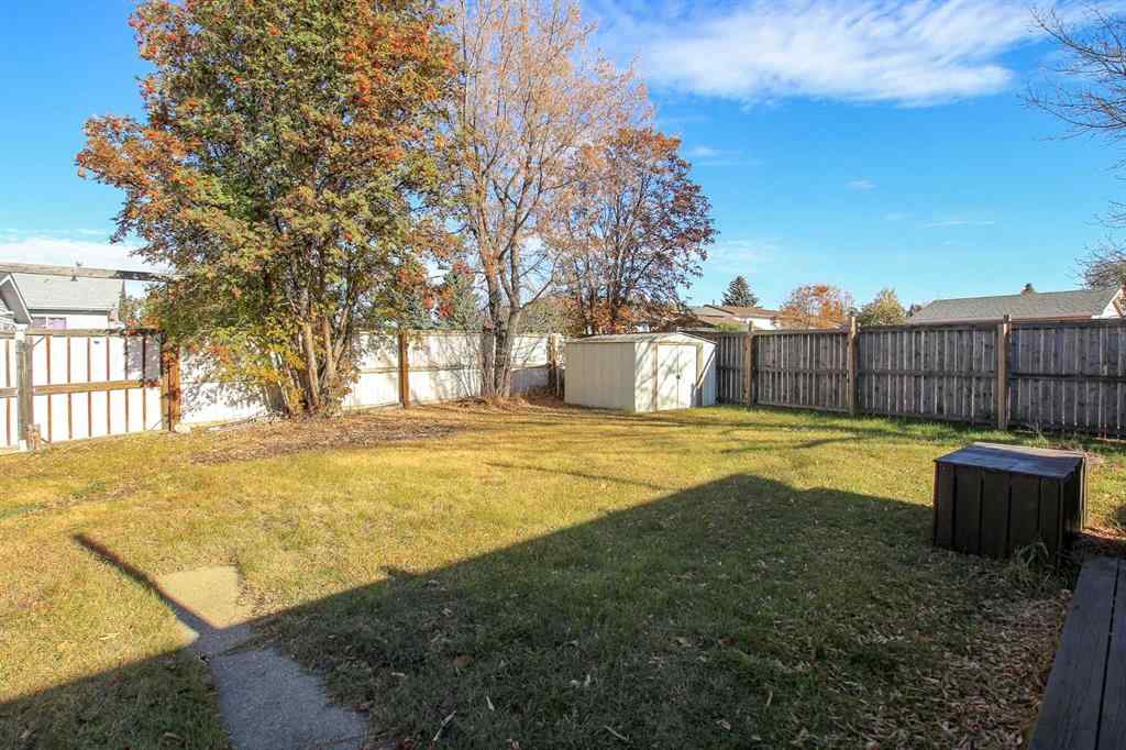 MLS® A2266026 - 69 Erickson Drive  in Eastview Estates Red Deer, Residential