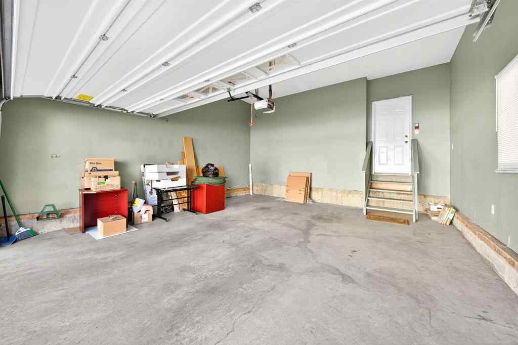 MLS® A2266029 - 80 Sierra Morena Landing SW in Signal Hill Calgary, Residential