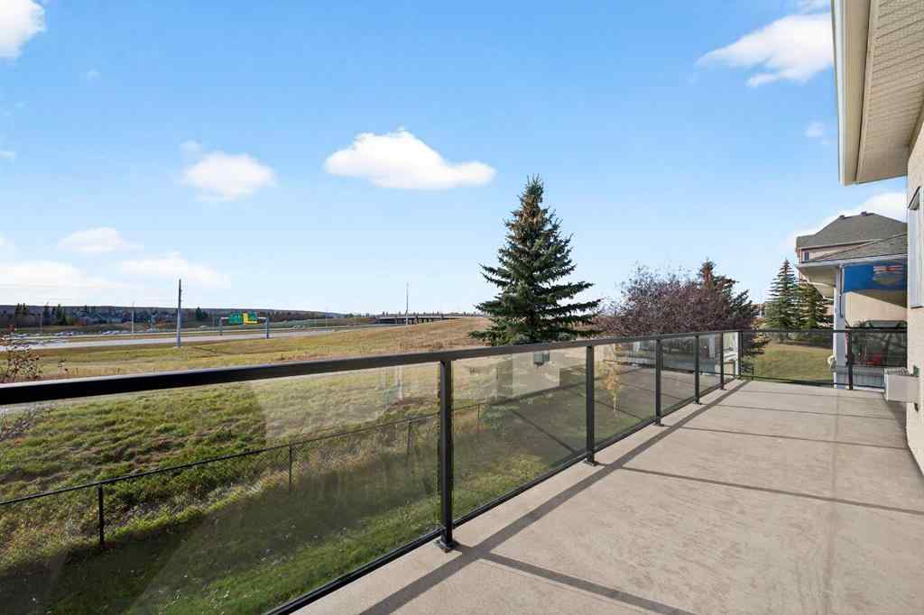 MLS® A2266029 - 80 Sierra Morena Landing SW in Signal Hill Calgary, Residential