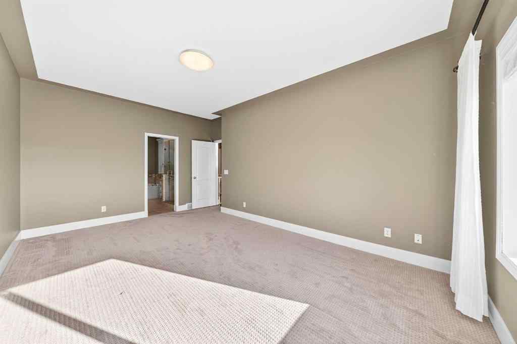 MLS® A2266029 - 80 Sierra Morena Landing SW in Signal Hill Calgary, Residential