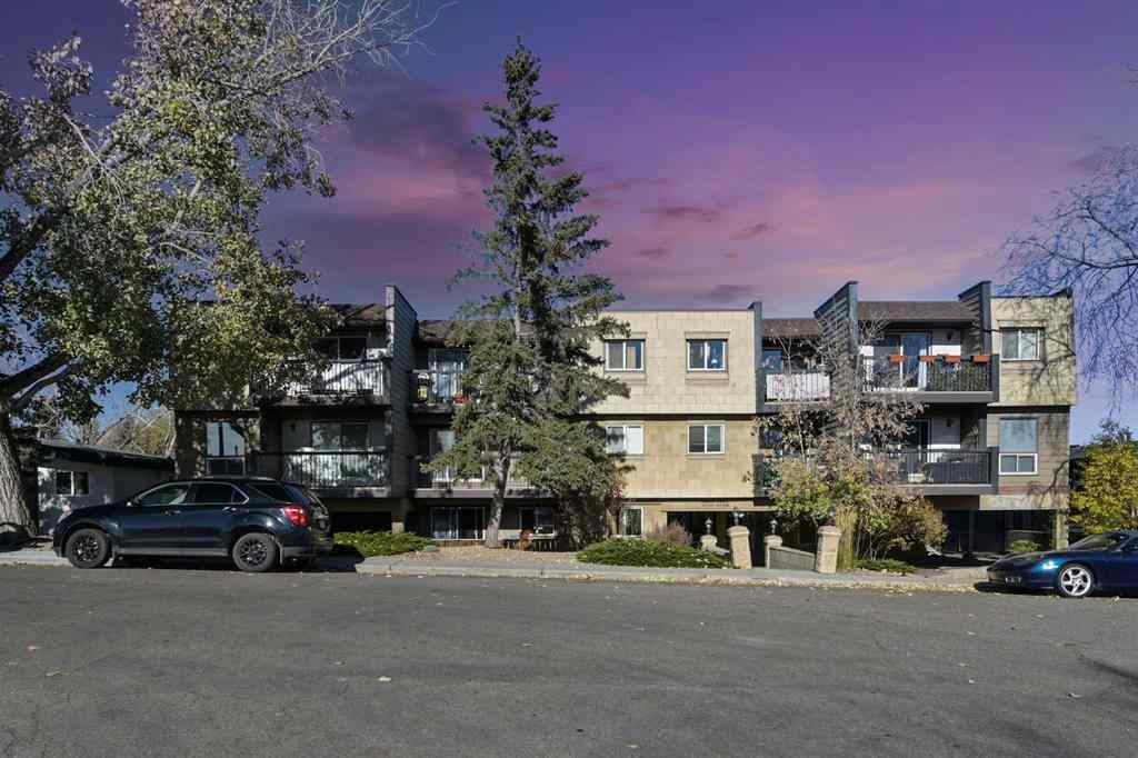 MLS® A2266030 - Unit #305 60 38A Avenue SW in Parkhill Calgary, Residential