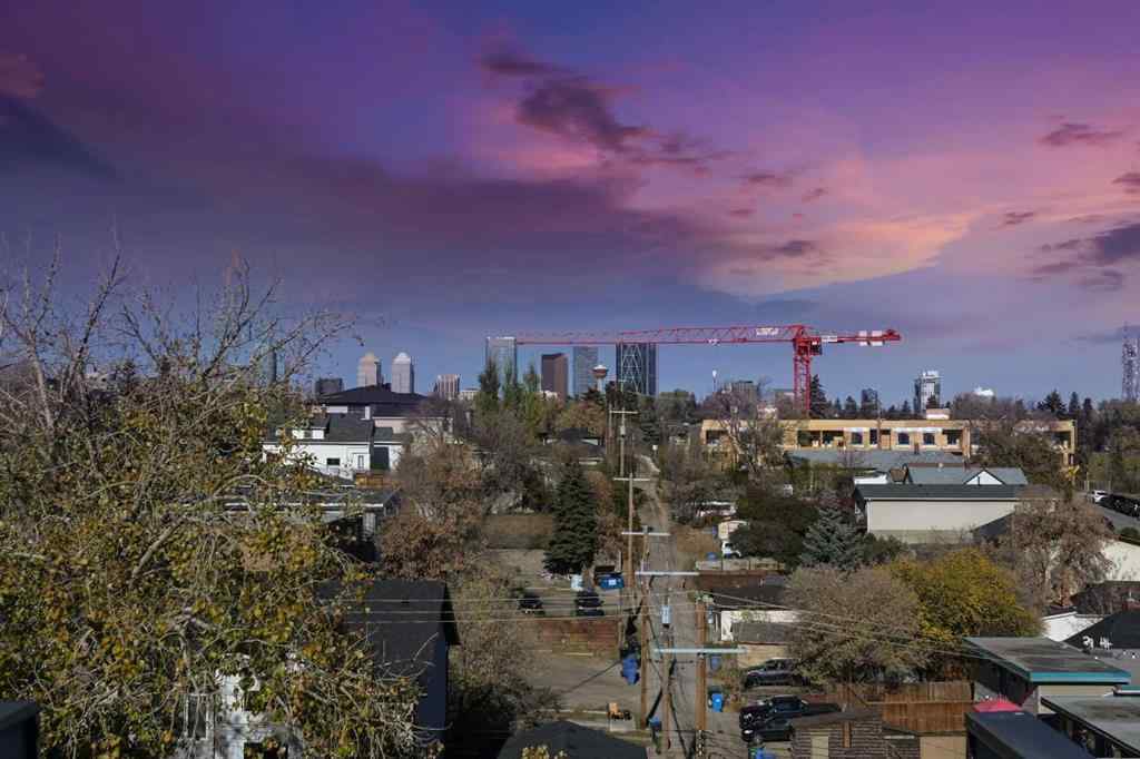 MLS® A2266030 - Unit #305 60 38A Avenue SW in Parkhill Calgary, Residential