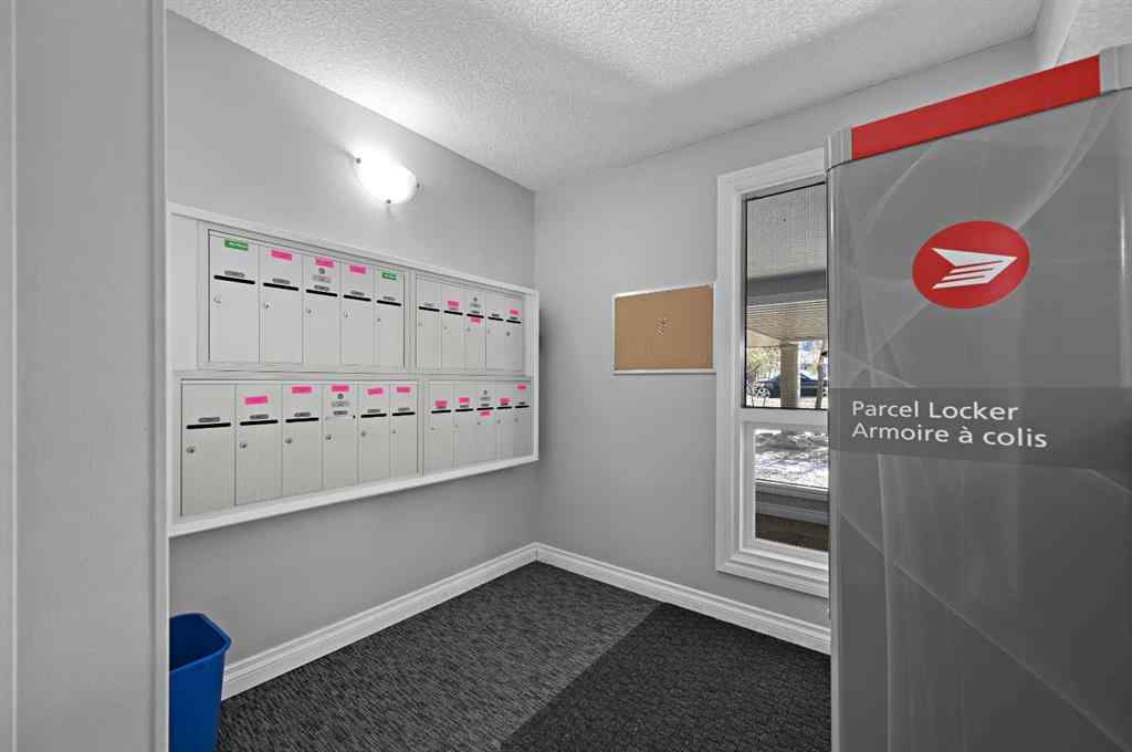 MLS® A2266030 - Unit #305 60 38A Avenue SW in Parkhill Calgary, Residential