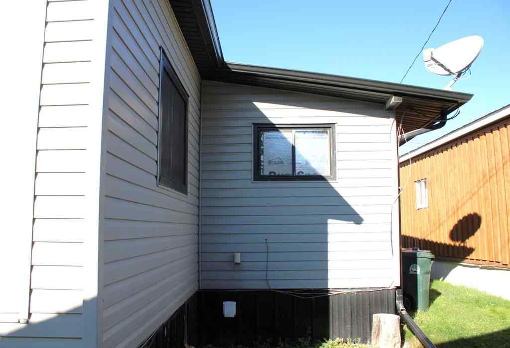 MLS® A2266032 - Unit #23 111 6 Street  SE in NONE Sundre, Mobile