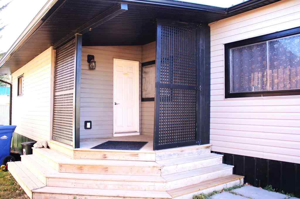 MLS® A2266032 - Unit #23 111 6 Street  SE in NONE Sundre, Mobile