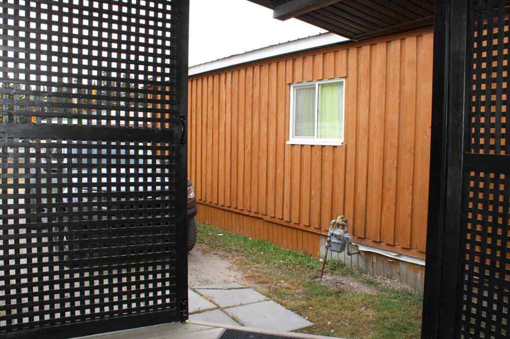 MLS® A2266032 - Unit #23 111 6 Street  SE in NONE Sundre, Mobile