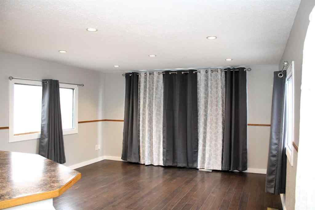 MLS® A2266032 - Unit #23 111 6 Street  SE in NONE Sundre, Mobile