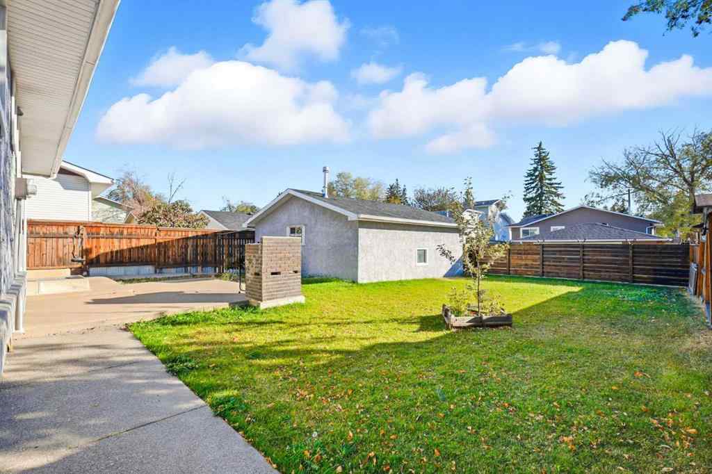 MLS® A2266036 - 419 Whiteview Close NE in Whitehorn Calgary, Residential