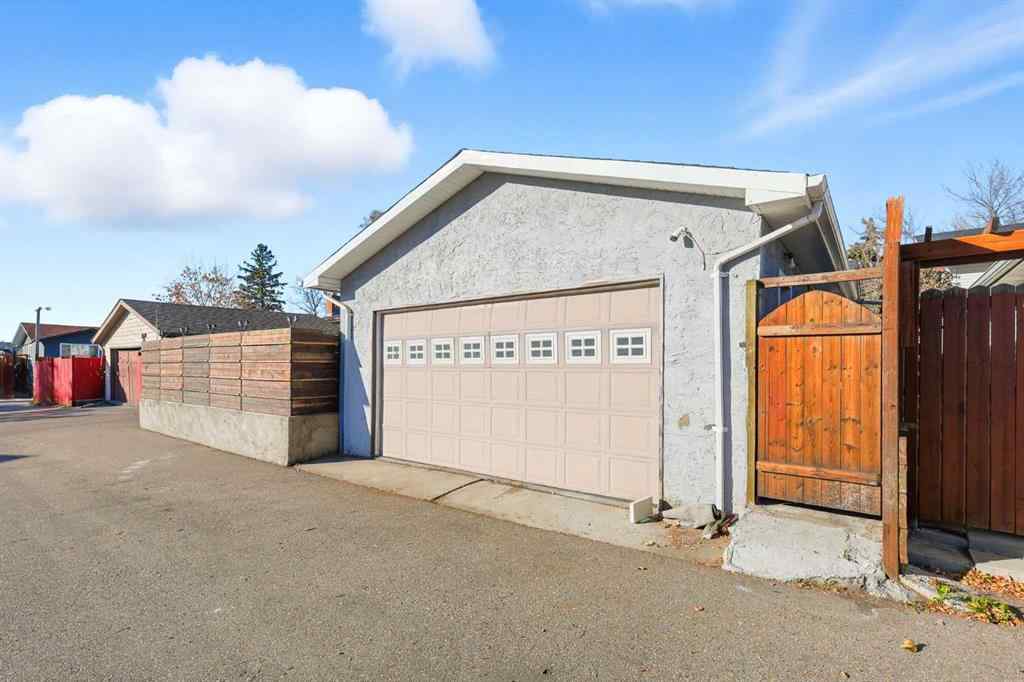 MLS® A2266036 - 419 Whiteview Close NE in Whitehorn Calgary, Residential