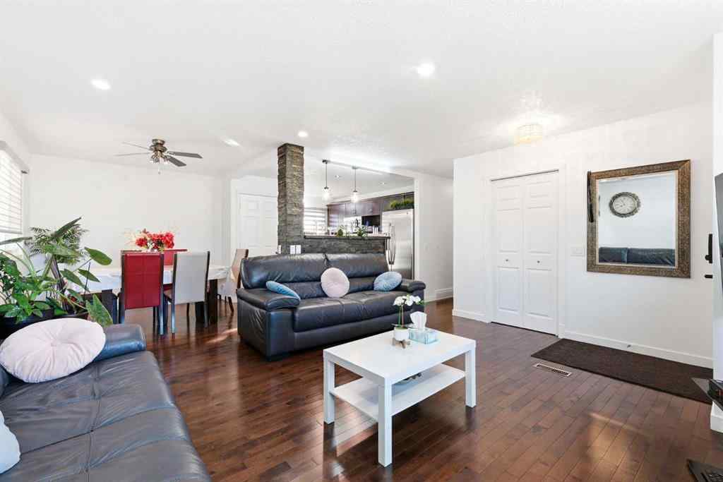 MLS® A2266036 - 419 Whiteview Close NE in Whitehorn Calgary, Residential